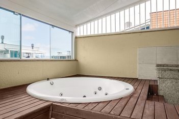 apartment em das Raias, Jurerê Internacional - Florianópolis - SC