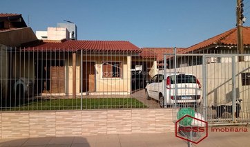 house em Rua Lothar Zenker, Centro - Guaíba - RS
