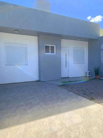 house em Rua Canoas, Laranjal - Pelotas - RS