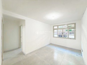 apartment em Rua Eurico Lara, Medianeira - Porto Alegre - RS
