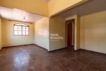 house em QI 6 Conjunto R, Guará II - Brasília - DF