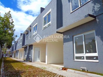 house em Rua Doutor Mário Totta, Tristeza - Porto Alegre - RS