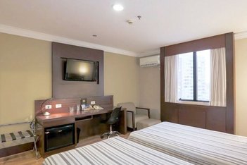 apartment em Rua Vieira de Morais, Campo Belo - São Paulo - SP