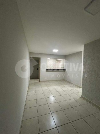 apartment em Rua José Antônio de Oliveira, Lagoinha - Uberlândia - MG