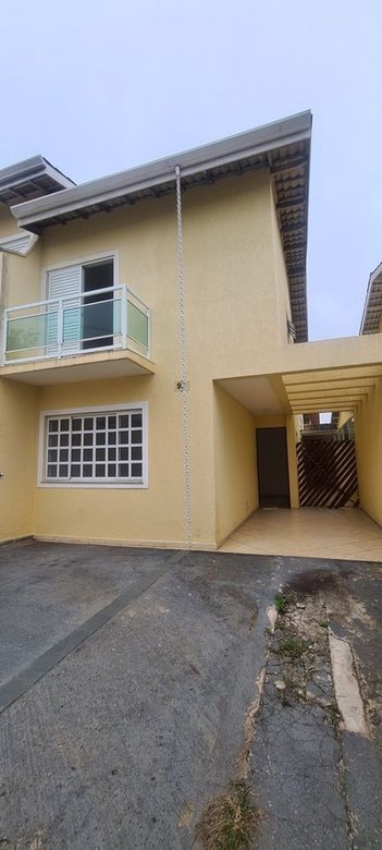 house em Estrada Rikio Suenaga, Vila Caputera - Mogi das Cruzes - SP