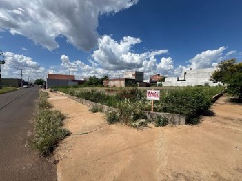 land_lot em Rua Luis Espinol, Jardim Europa - Sarandi - PR