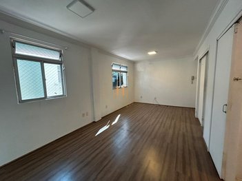 apartment em Rua Governador Irineu Bornhausen, Campinas - São José - SC