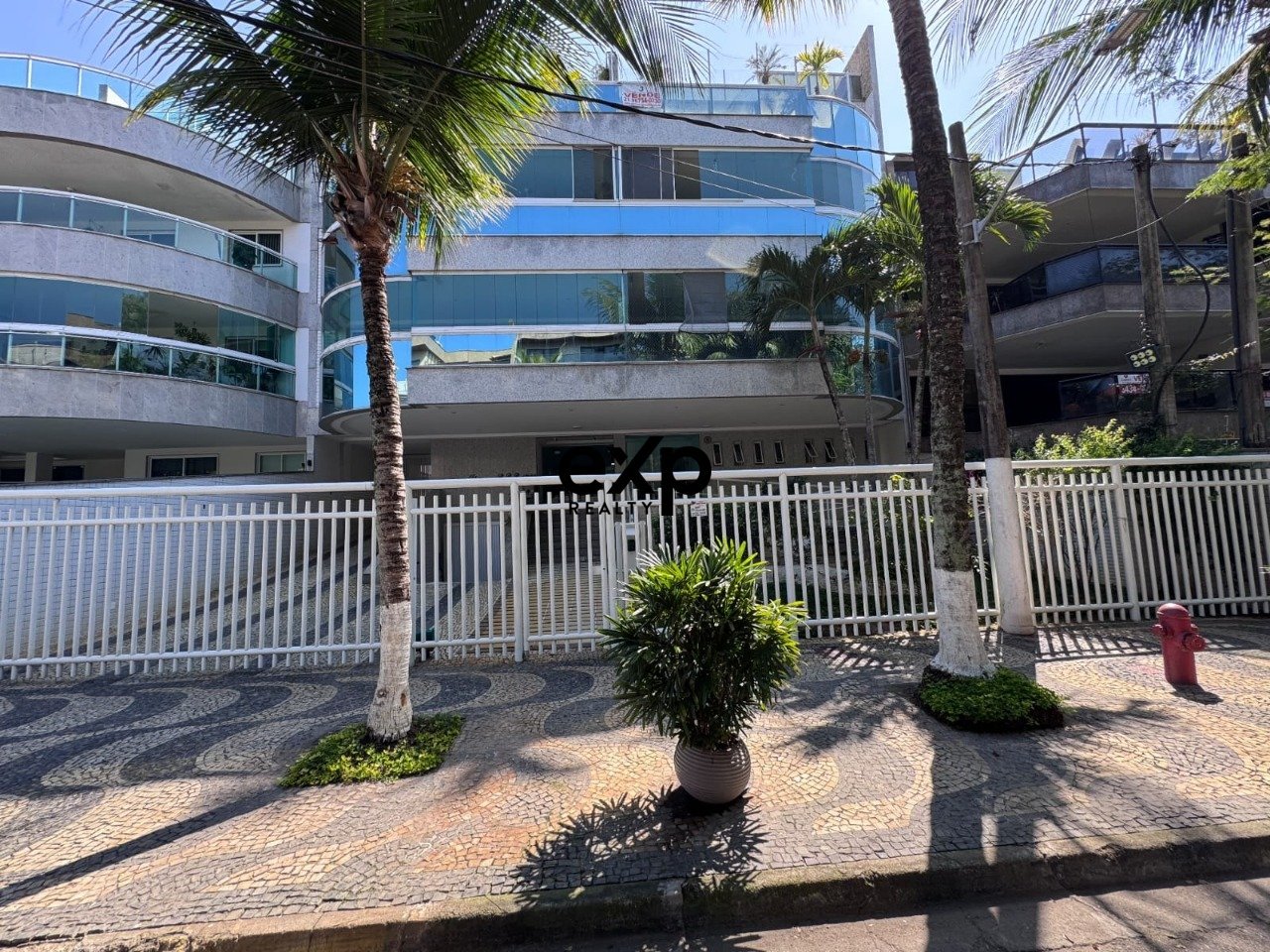 WhatsApp Image 2025-10-01 at 08.34