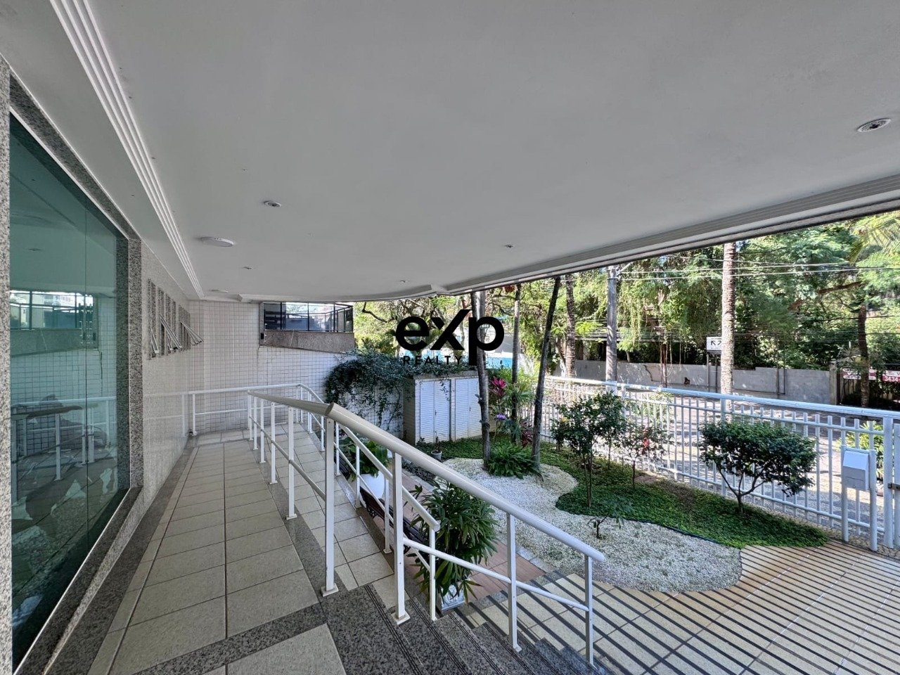 WhatsApp Image 2025-10-01 at 08.34