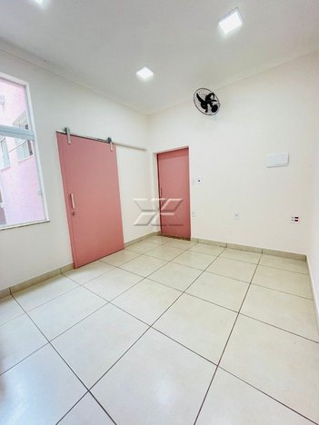 business em 03, Zona Central - Rio Claro - SP