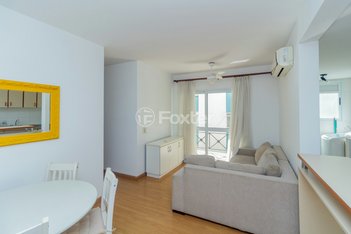 apartment em Rua Luiz de Camões, Santo Antônio - Porto Alegre - RS