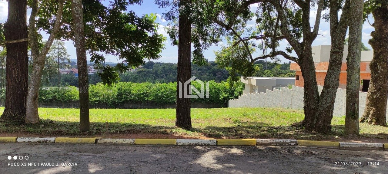 Terreno a venda no condominio Haras Bela Vista