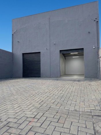 industrial em Avenida Giocondo Maturi, Jardim Maria Luiza - Londrina - PR