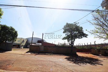 industrial em Travessa Dalva de Oliveira, Indústrias Leves - Londrina - PR