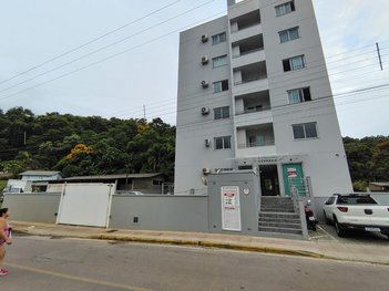 apartment em Rua Julio Teodoro Martins, Rio Caveiras - Biguaçu - SC