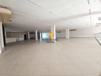 business em Rua João Negrão, Centro - Curitiba - PR