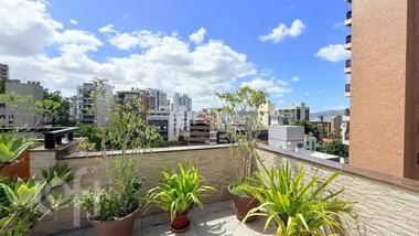 apartment em Rua João Caetano, Três Figueiras - Porto Alegre - RS