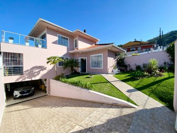 house em Rua Elias Merise, Roçado - São José - SC