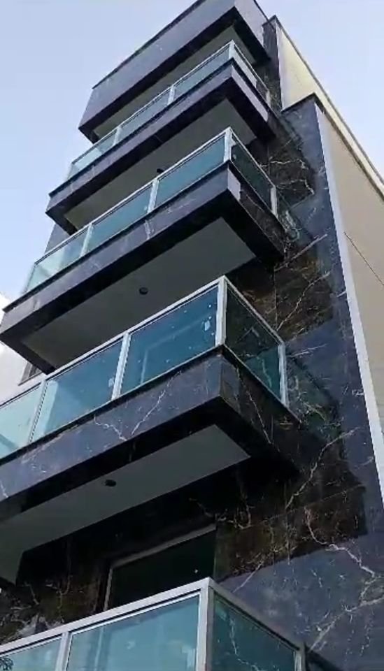 Cobertura com 5 quartos — Heliópolis, Belo Horizonte