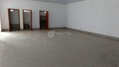 business em Rua Coronel Antônio Alves Pereira, Centro - Uberlândia - MG