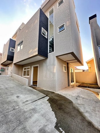 house em Rua Jorge de Poli, Xaxim - Curitiba - PR