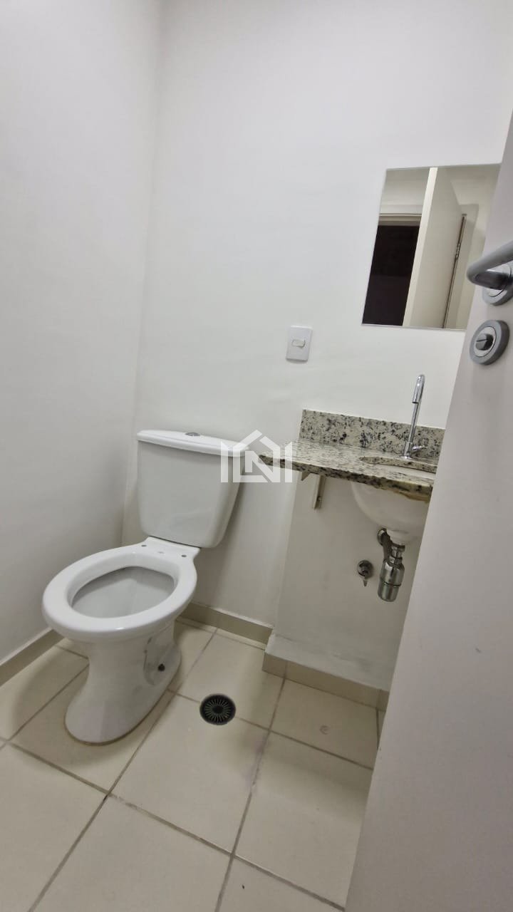 Salas de aluguel no prédio the Point na granja Vianna.

banheiro