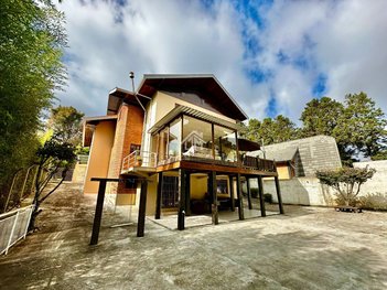 house em Rua Tarcílio Mariano Carlos, Vila Everest - Campos do Jordão - SP