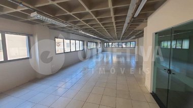 office em Avenida Rondon Pacheco, Tabajaras - Uberlândia - MG