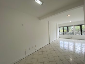 office em Rua Lauro Linhares, Trindade - Florianópolis - SC