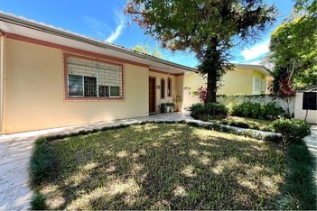 house em Rua Xingu, Igara - Canoas - RS