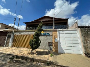 house em Rua Sete de Setembro, Bandeirantes - Contagem - MG