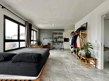 apartment em Oito de Julho, Jardim Botânico - Porto Alegre - RS