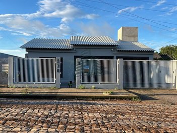 house em Rua Inhacapetum, Monsenhor Assis - Santiago - RS