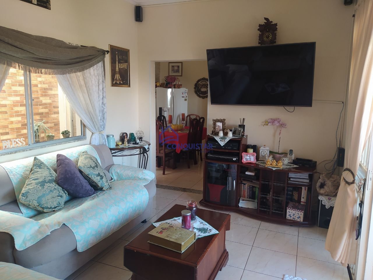 Casa com 4 quartos — Santa Mônica, Belo Horizonte