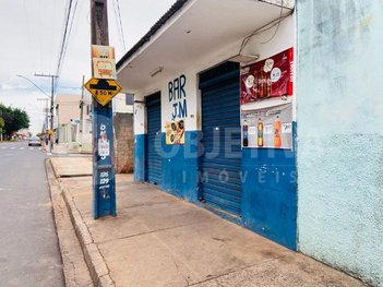 land_lot em Rua Doutor Sérgio de Oliveira Marquez, Tocantins - Uberlândia - MG