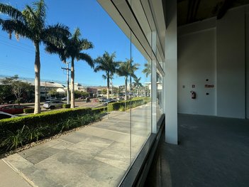 business em Avenida Doutor Nilo Peçanha, Jardim Europa - Porto Alegre - RS
