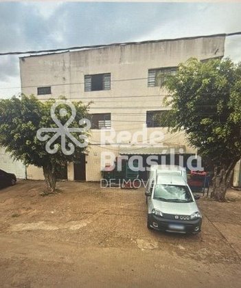 commercial_property em SQPS 104 Quadra 3 Conjunto B, Zona Industrial (Guará) - Brasília - DF
