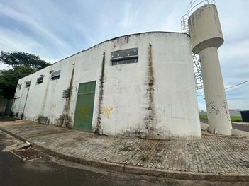 commercial_building em Rua Álvaro Correa Alves, Santa Terezinha - Piracicaba - SP