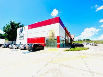 commercial_property em Doutor Ismael Alonso Y. Alonso, Jardim Veneza - Franca - SP