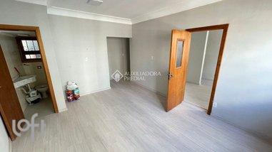 apartment em Rua Doutor Flores, Centro - Porto Alegre - RS