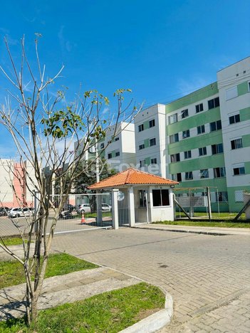 apartment em Rua Gentil Claudionor de Souza Lopes, Chapéu do Sol - Porto Alegre - RS
