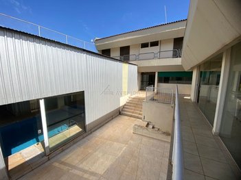 commercial_building em Rua Carlos Capelari, Kennedy - Londrina - PR