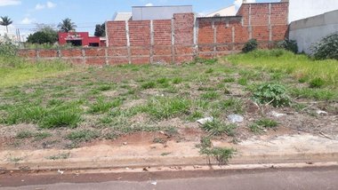 land_lot em Rua João Carvalho Júnior, Esplanada - Araçatuba - SP