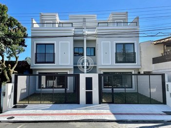 house em 2070, Centro - Balneário Camboriú - SC
