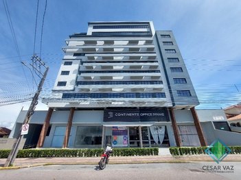 business em Rua Campolino Alves, Capoeiras - Florianópolis - SC