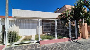 house em Rua Cristóvão Jaques, Nossa Senhora dos Navegantes - Rio Grande - RS