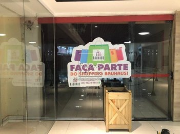 business em Doutor Nelson de Sa Earp, Centro - Petrópolis - RJ