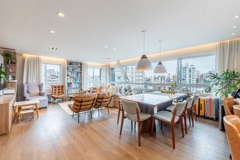 apartment em Rua Jaraguá, Boa Vista - Porto Alegre - RS