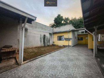 house em Rua Francisco Ademar Fonseca, Vila Suiça - Pindamonhangaba - SP