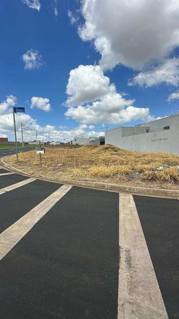 land_lot em Rua Romilda DineIli Tellini, Residencial Ferracini - Franca - SP